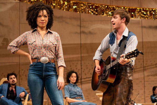 "Oh, What a Beautiful Mornin''' to Go See Broadway's Touring Production of "Oklahoma!" - Vimarsana News